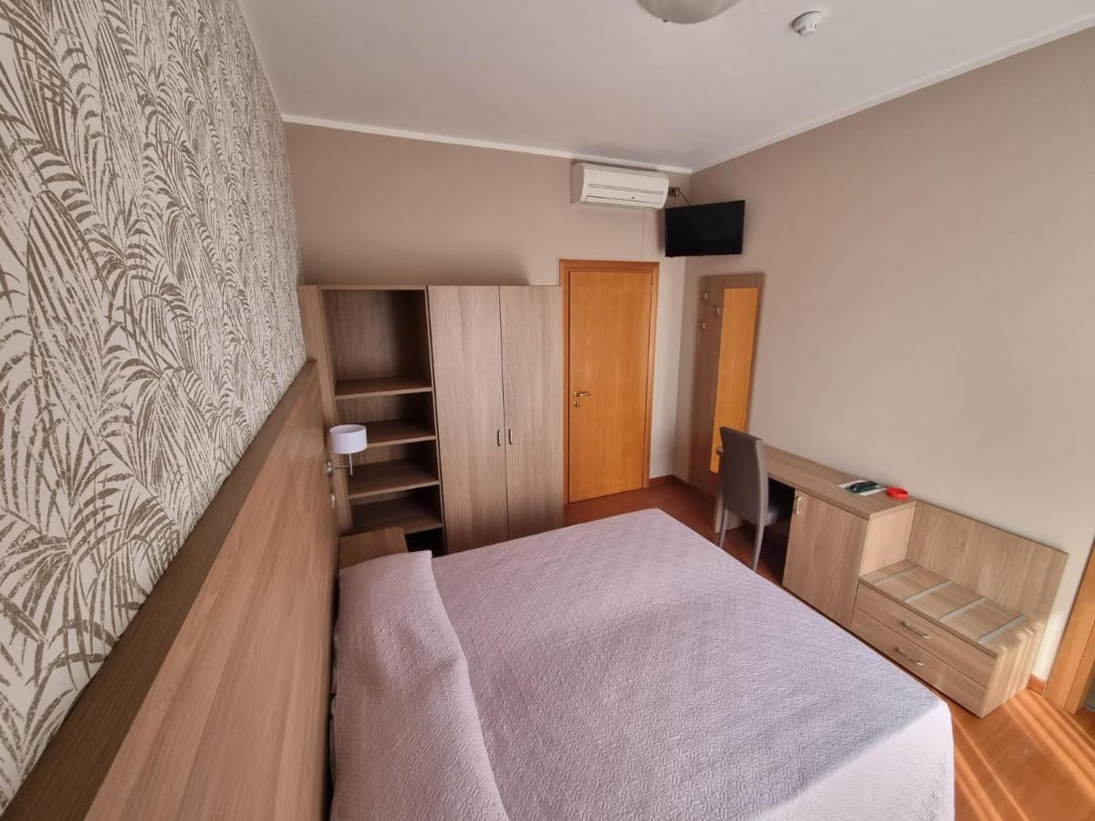 Hotel Fornaci Peschiera del Garda Exteriör bild
