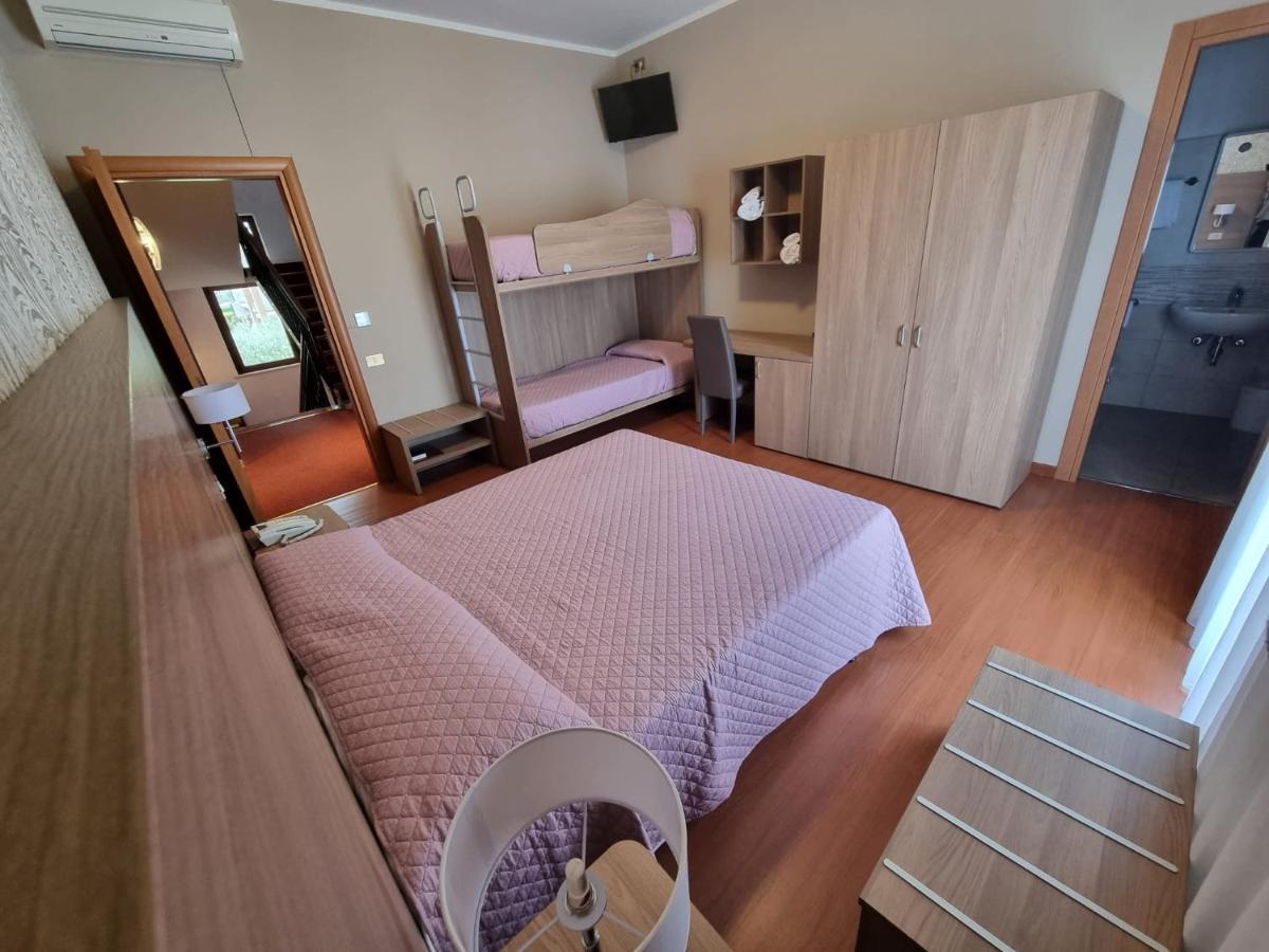 Hotel Fornaci Peschiera del Garda Exteriör bild