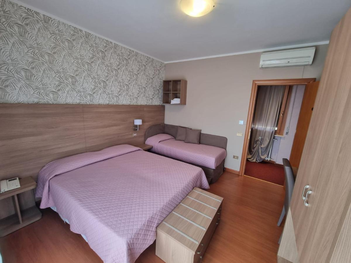 Hotel Fornaci Peschiera del Garda Exteriör bild