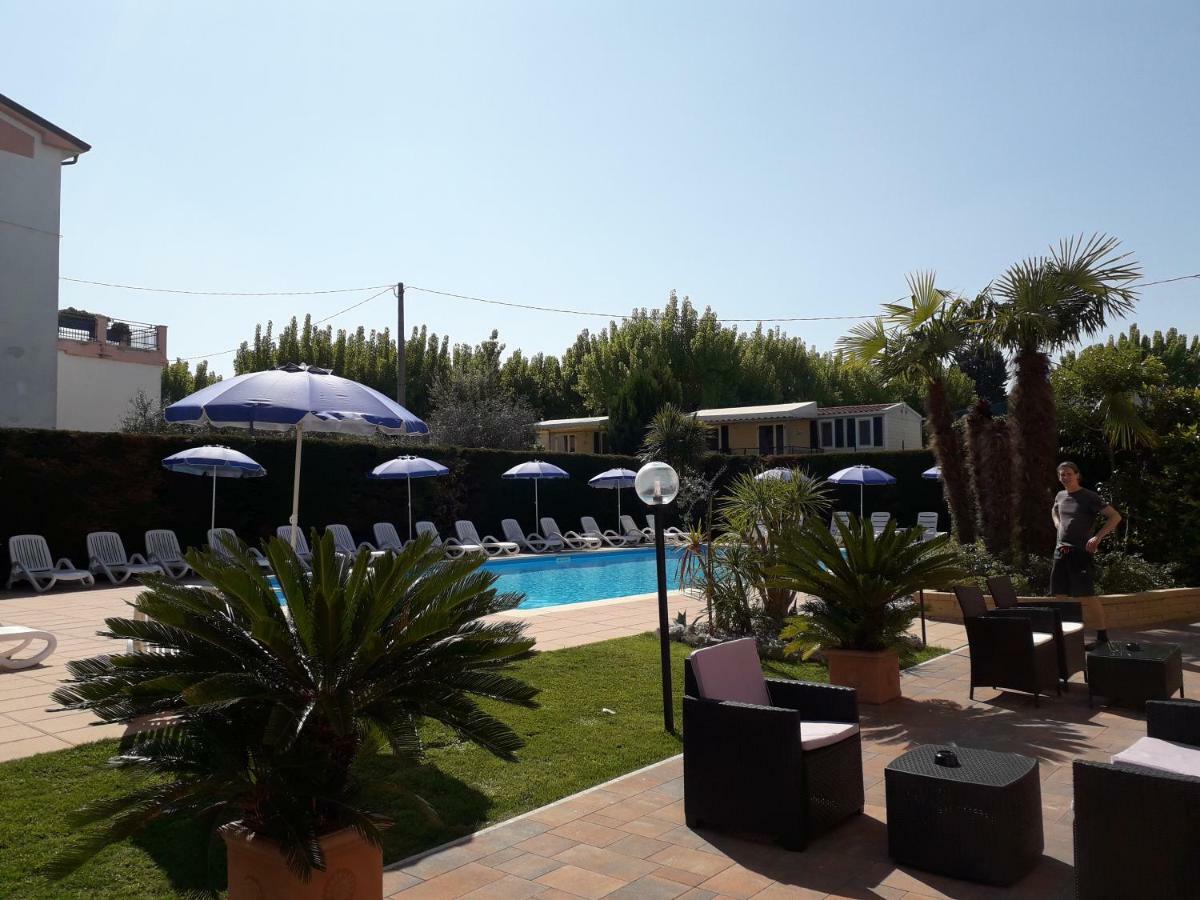 Hotel Fornaci Peschiera del Garda Exteriör bild